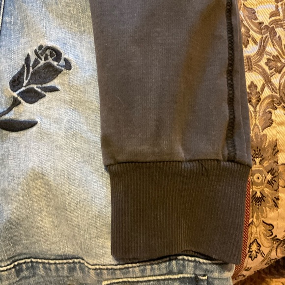 Jean jacket, one of a kind - Picture 8 of 9